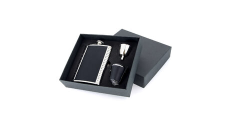 купите Подарочный набор: фляга походная для спиртного S.Quire 1508YGB, 3 стаканчика и воронка в Екатеринбурге